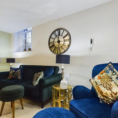 Modern Duplex Central Free Parking Wi-Fi Apartman Cheltenham Kültér fotó
