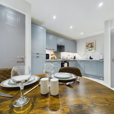 Modern Duplex Central Free Parking Wi-Fi Apartman Cheltenham Kültér fotó