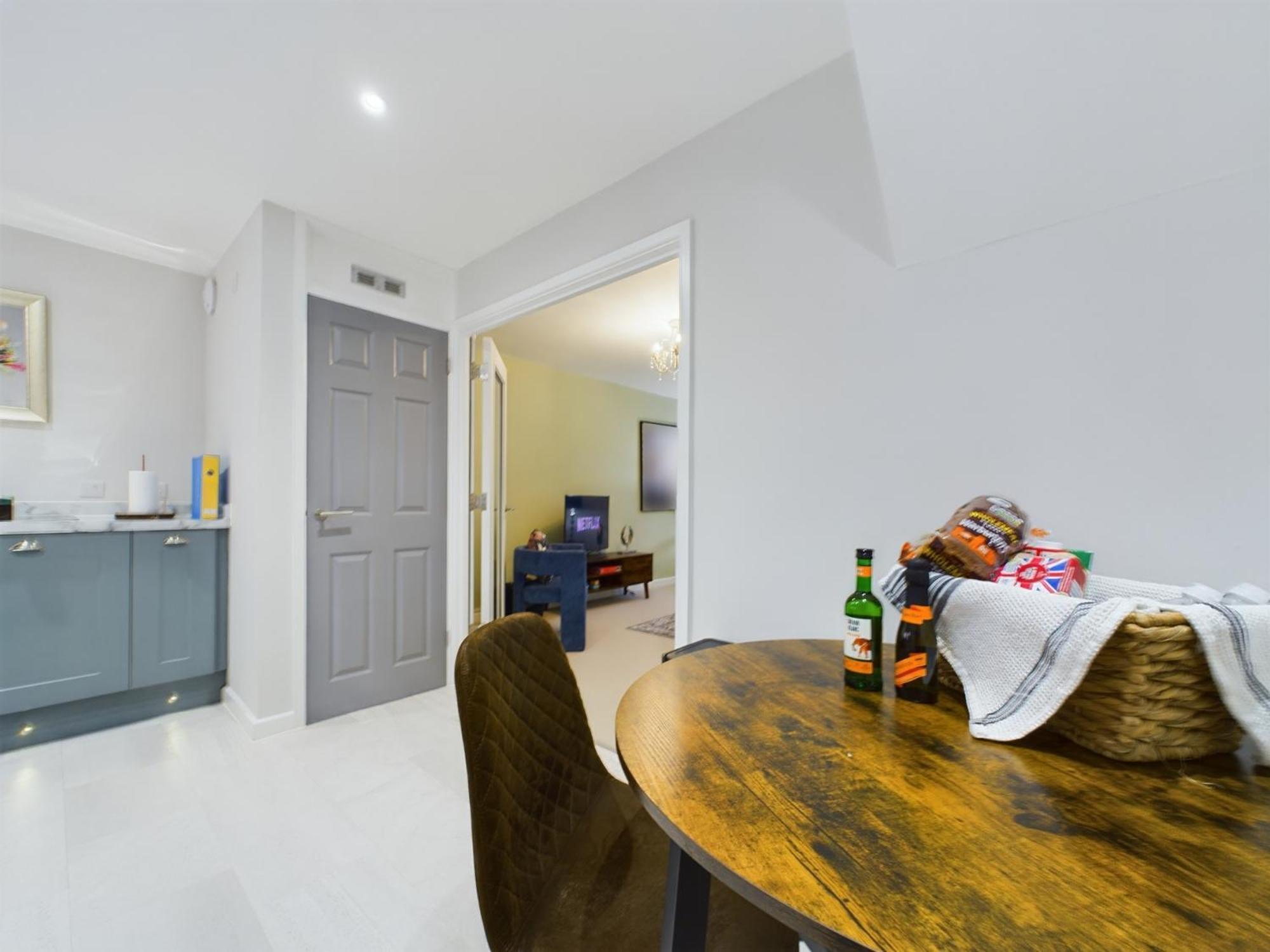 Modern Duplex Central Free Parking Wi-Fi Apartman Cheltenham Kültér fotó