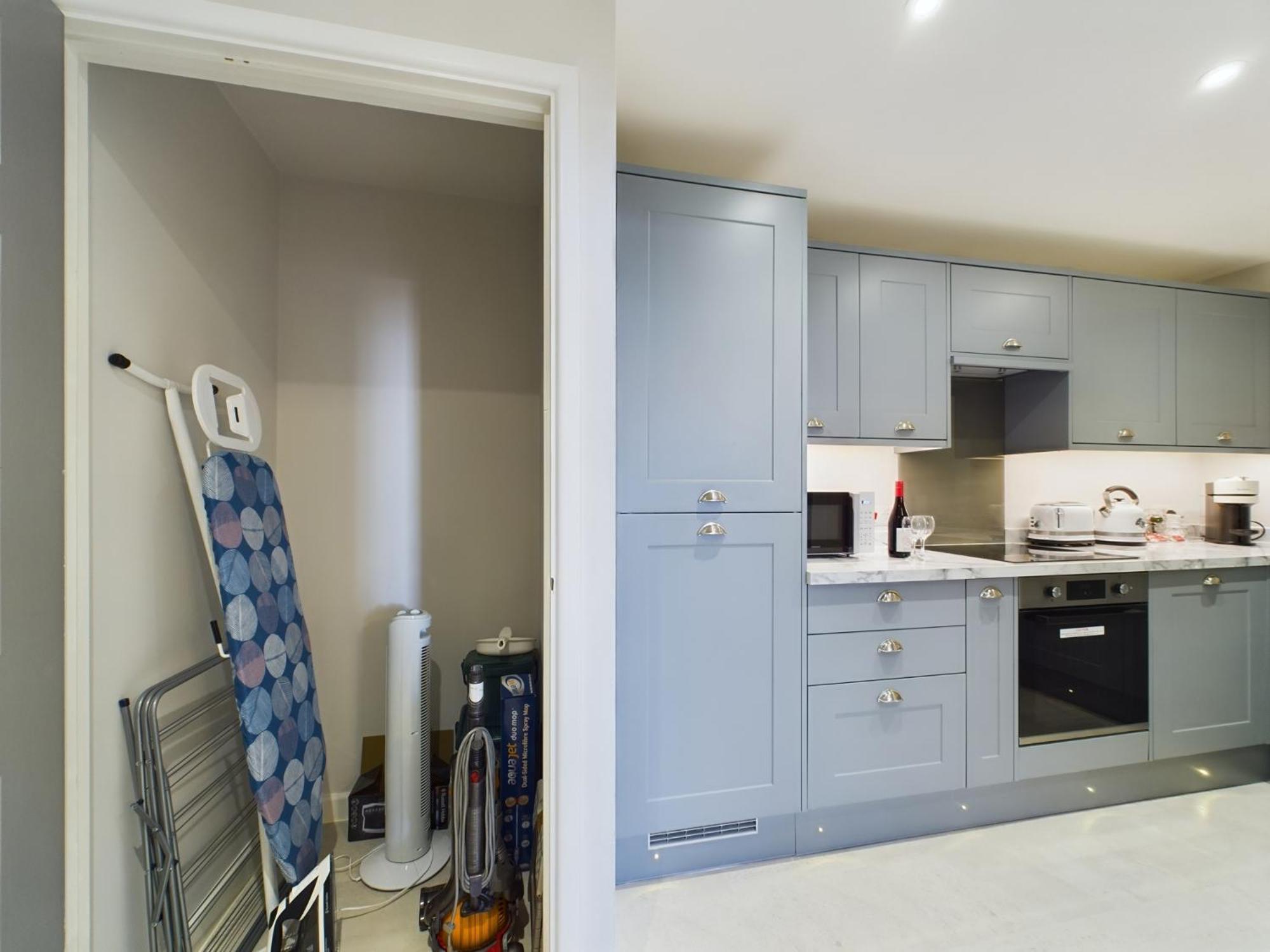 Modern Duplex Central Free Parking Wi-Fi Apartman Cheltenham Kültér fotó